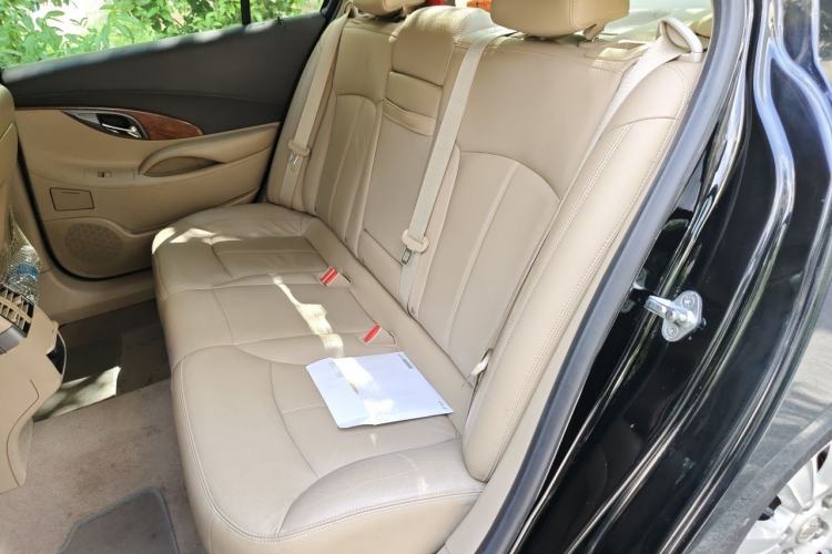 Used Buick LaCrosse 2012 2.4L SIDI Elegant Edition Left Rear Seat