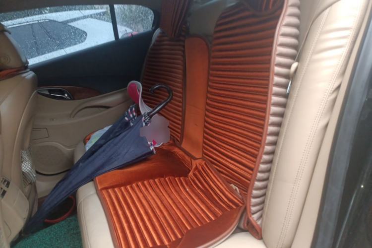 Used Buick LaCrosse 2012 eAssist 2.4L Elegance Edition Left Rear Seat