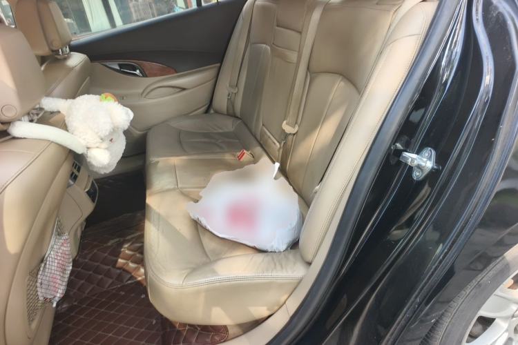 Used Buick LaCrosse 2012 2.4L SIDI Luxury Edition Left Rear Seat