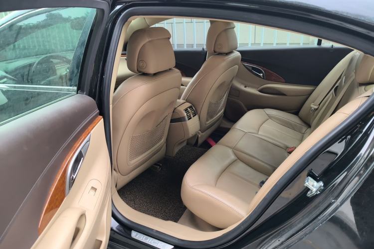 Used Buick LaCrosse 2012 2.4L SIDI Elegant Edition Left Rear Seat