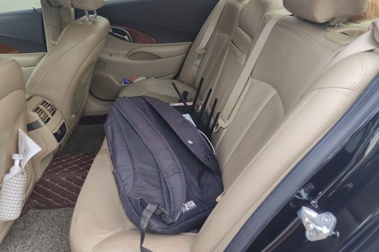 Used Buick LaCrosse 2012 2.4L SIDI Elegant Edition Left Rear Seat