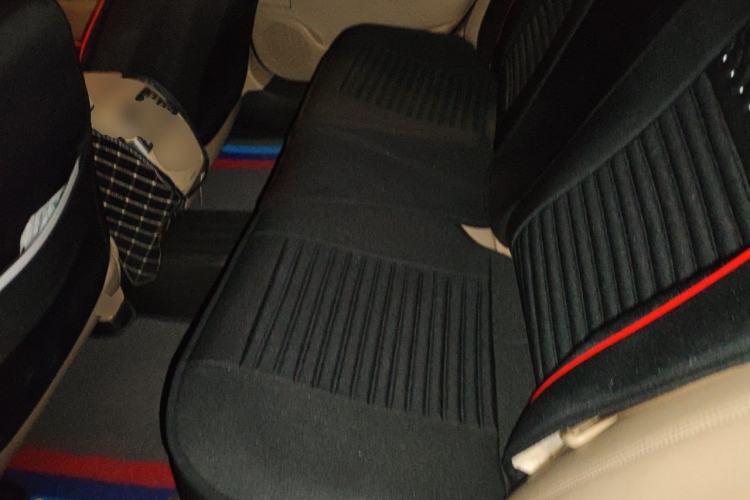 Used Buick LaCrosse 2012 2.4L SIDI Elegant Edition Left Rear Seat