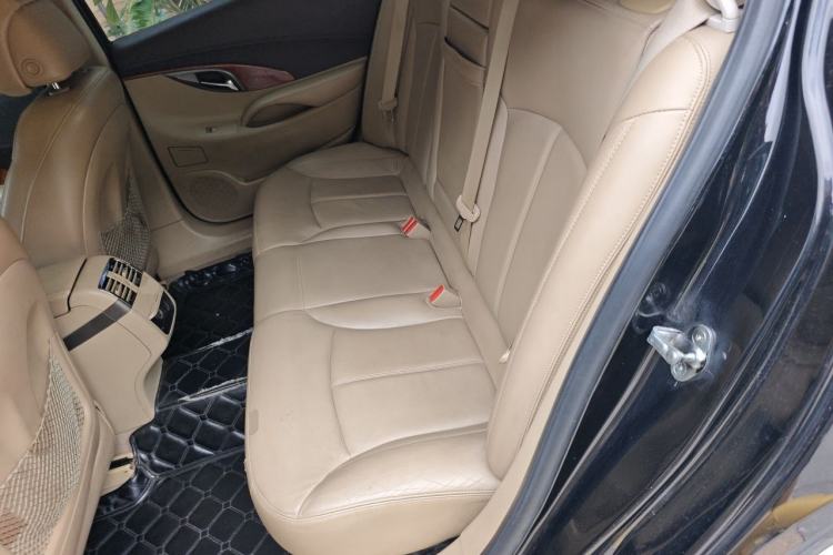 Used Buick LaCrosse 2012 2.4L SIDI Elegant Edition Left Rear Seat