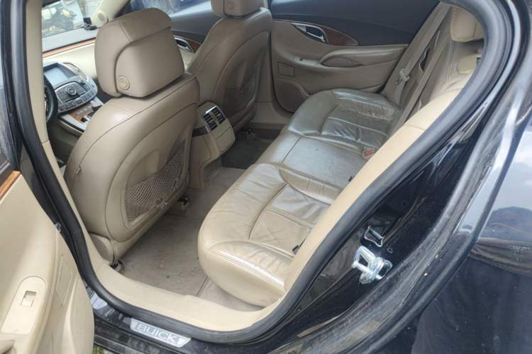 Used Buick LaCrosse 2012 2.4L SIDI Elegant Edition Left Rear Seat