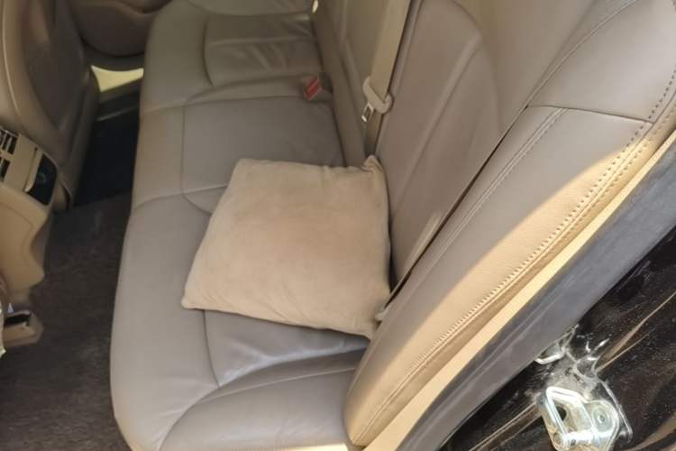 Used Buick LaCrosse 2012 2.4L SIDI Elegant Edition Left Rear Seat