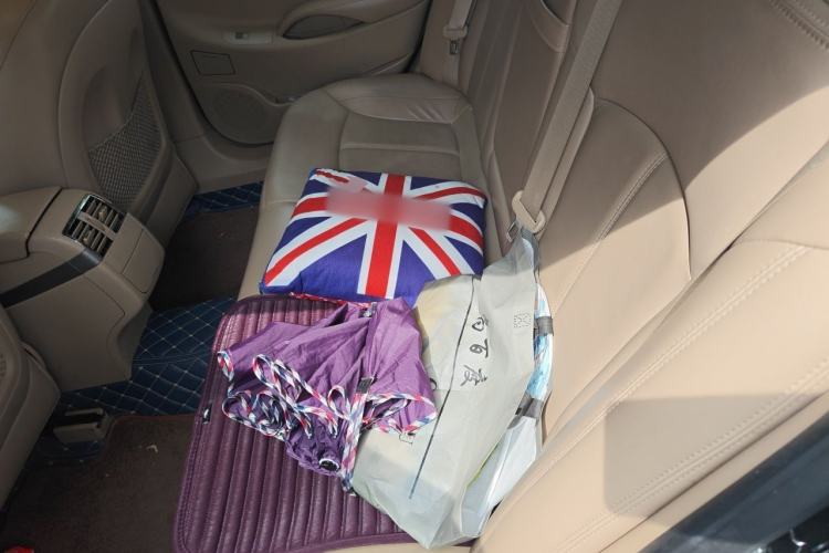 Used Buick LaCrosse 2012 2.4L SIDI Elegant Edition Left Rear Seat