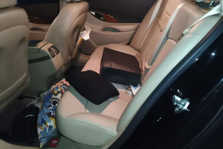 Used Buick LaCrosse 2012 2.4L SIDI Elegant Edition Left Rear Seat