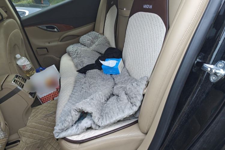 Used Buick LaCrosse 2012 2.4L SIDI Elegant Edition Left Rear Seat