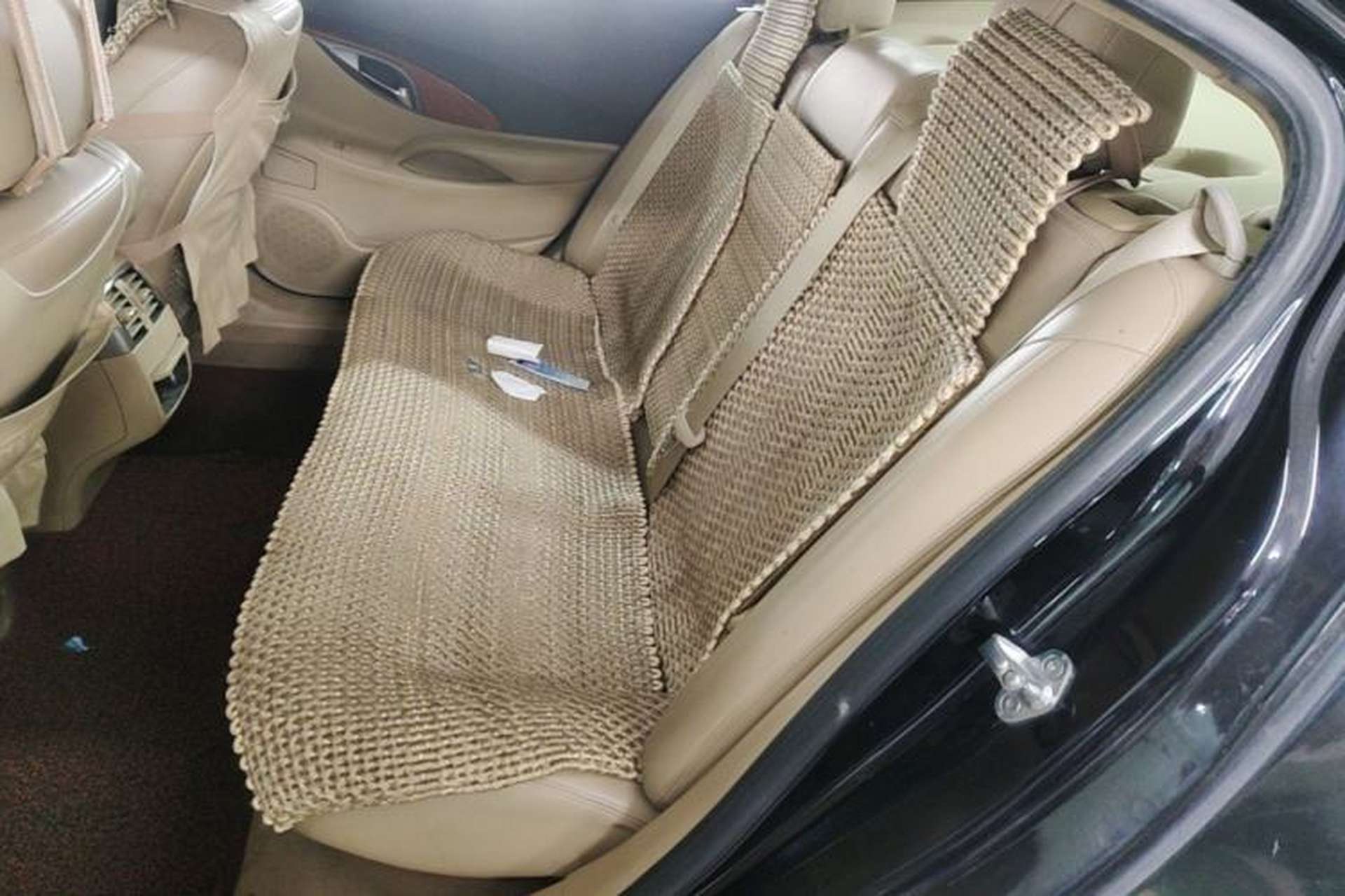 Used Buick LaCrosse 2012 2.4L SIDI Elegant Edition Left Rear Seat