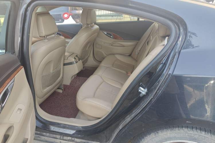 Used Buick LaCrosse 2012 2.4L SIDI Luxury Edition Left Rear Seat