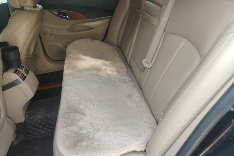 Used Buick LaCrosse 2012 2.4L SIDI Comfort Edition Left Rear Seat