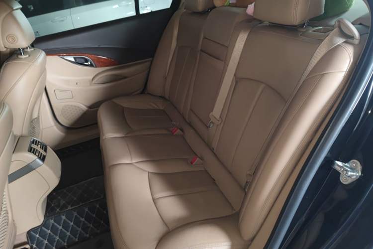 Used Buick LaCrosse 2012 2.4L SIDI Elegant Edition Left Rear Seat