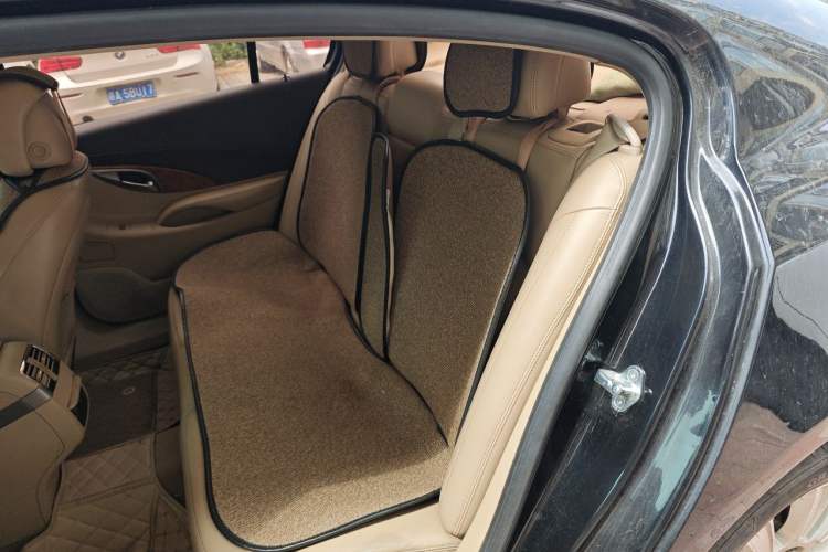 Used Buick LaCrosse 2012 2.4L SIDI Elegant Edition Left Rear Seat