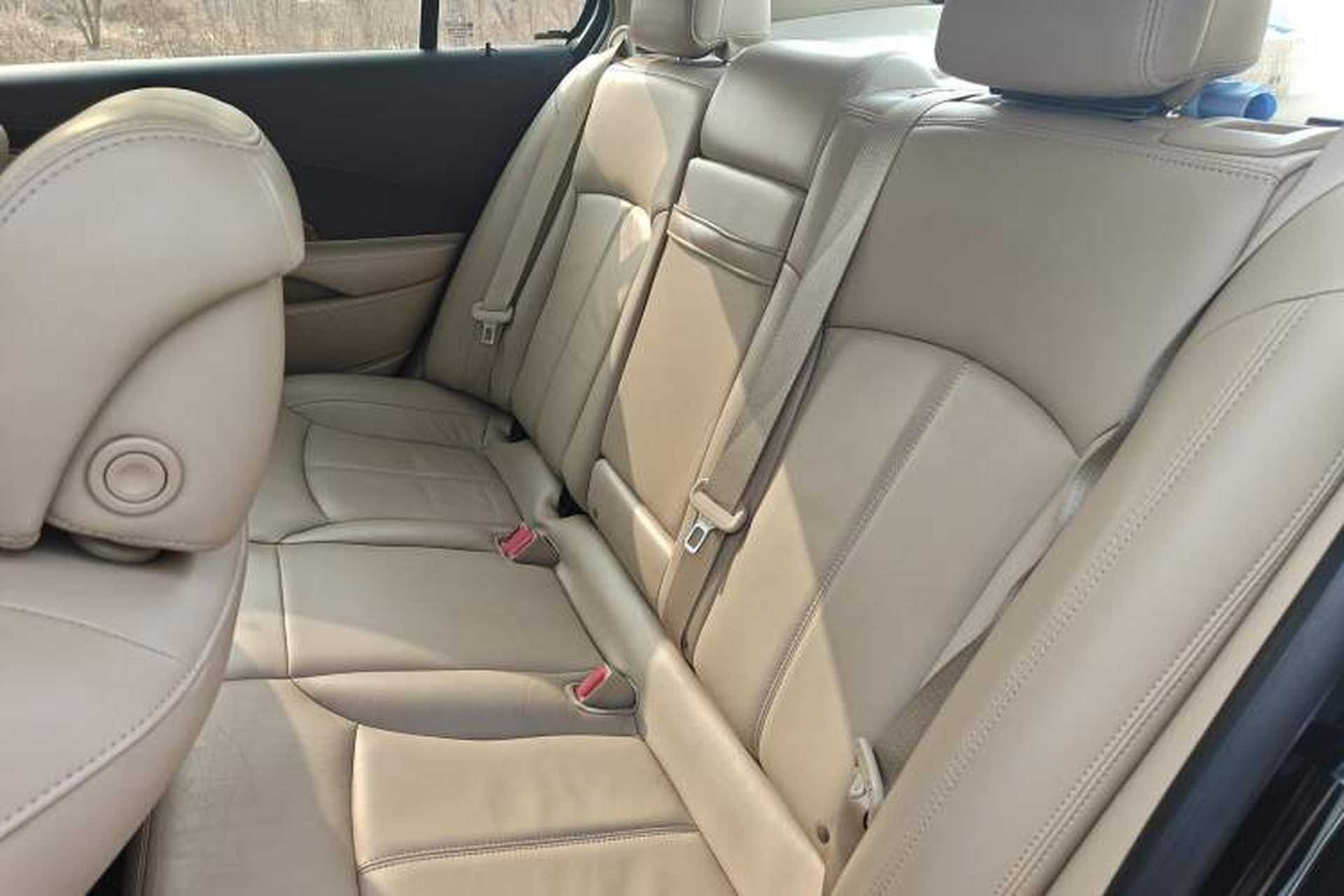Used Buick LaCrosse 2012 2.4L SIDI Elegant Edition Left Rear Seat