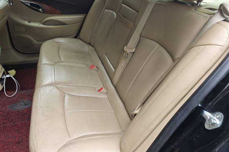 Used Buick LaCrosse 2012 2.4L SIDI Luxury Edition Left Rear Seat