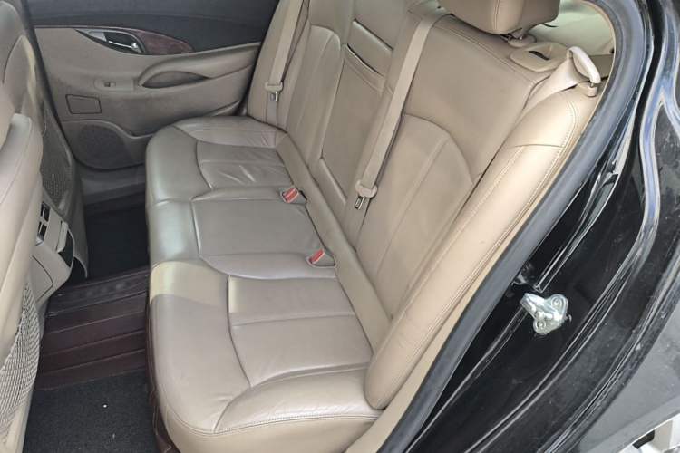 Used Buick LaCrosse 2012 2.4L SIDI Comfort Edition Left Rear Seat