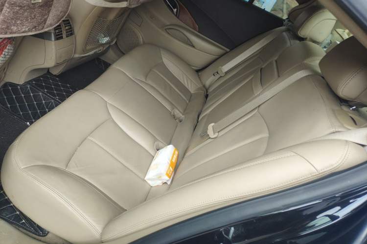 Used Buick LaCrosse 2012 2.4L SIDI Elegant Edition Left Rear Seat