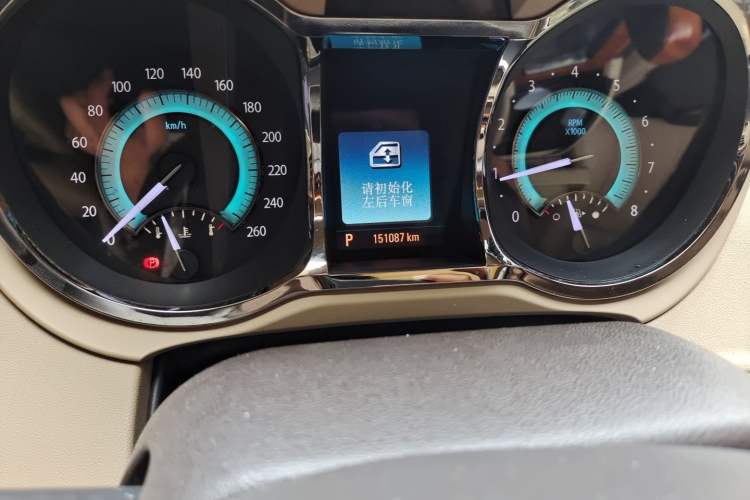 Used Buick LaCrosse 2012 2.4L SIDI Luxury Edition Odometer Close Up