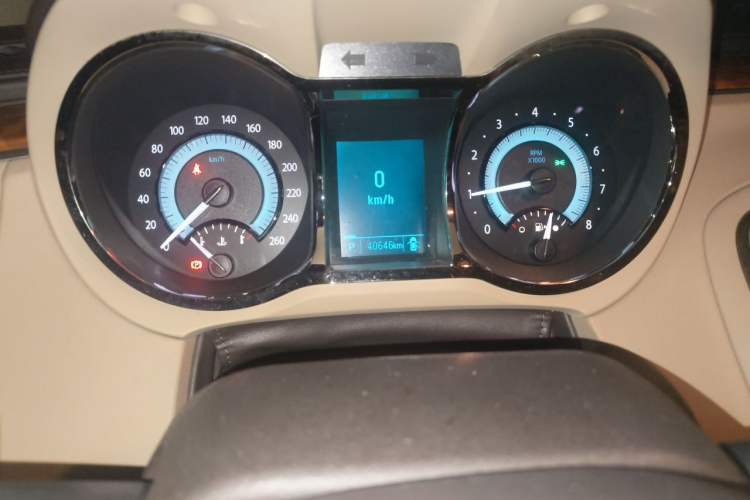 Used Buick LaCrosse 2012 2.4L SIDI Elegant Edition Odometer Close Up