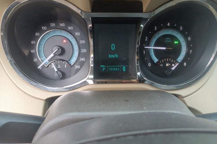 Used Buick LaCrosse 2012 eAssist 2.4L Elegance Edition Odometer Close Up