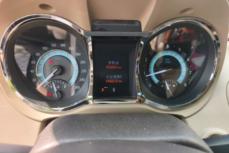 Used Buick LaCrosse 2012 2.4L SIDI Luxury Edition Odometer Close Up