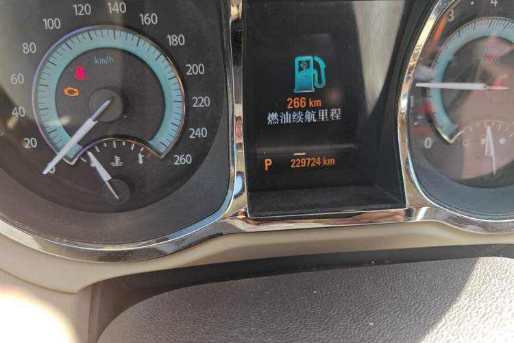 Used Buick LaCrosse 2012 2.4L SIDI Luxury Edition Odometer Close Up