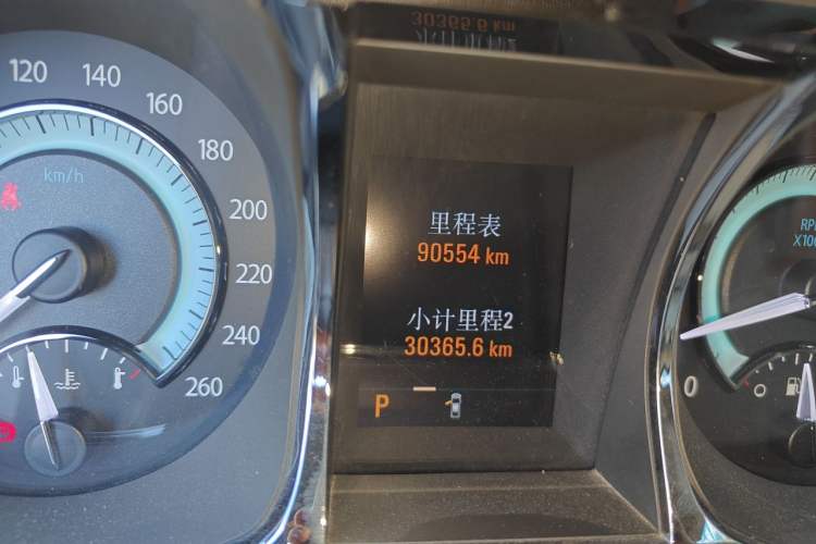 Used Buick LaCrosse 2012 2.4L SIDI Haoya Edition Odometer Close Up