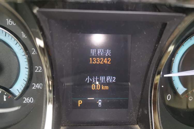 Used Buick LaCrosse 2012 2.4L SIDI Haoya Edition Odometer Close Up