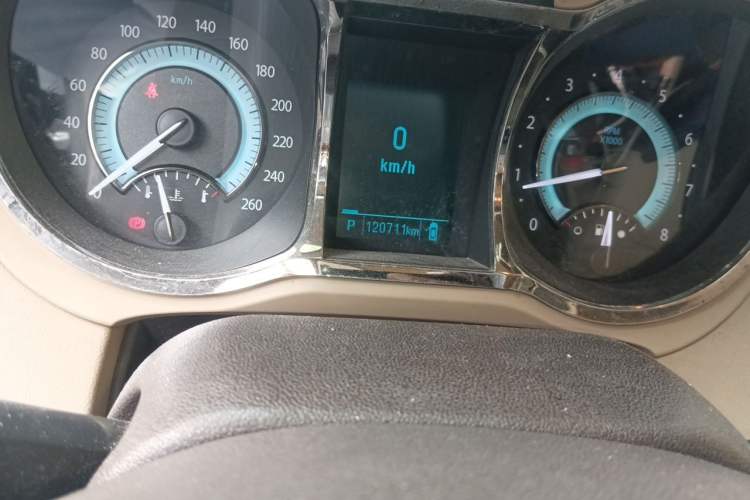 Used Buick LaCrosse 2012 2.4L SIDI Elegant Edition Odometer Close Up