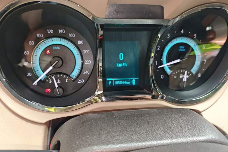 Used Buick LaCrosse 2012 2.4L SIDI Elegant Edition Odometer Close Up