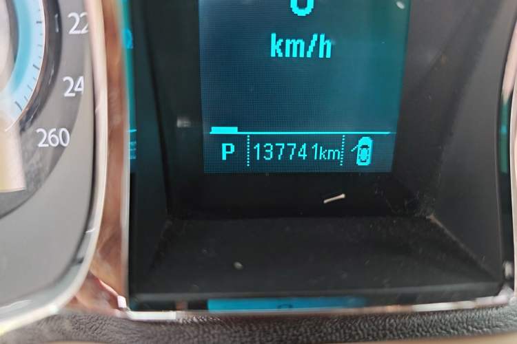 Used Buick LaCrosse 2012 2.4L SIDI Comfort Edition Odometer Close Up