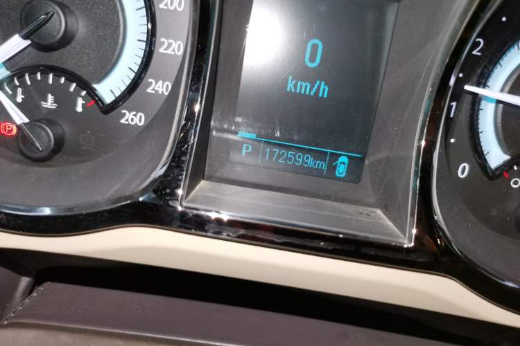 Used Buick LaCrosse 2012 2.4L SIDI Elegant Edition Odometer Close Up