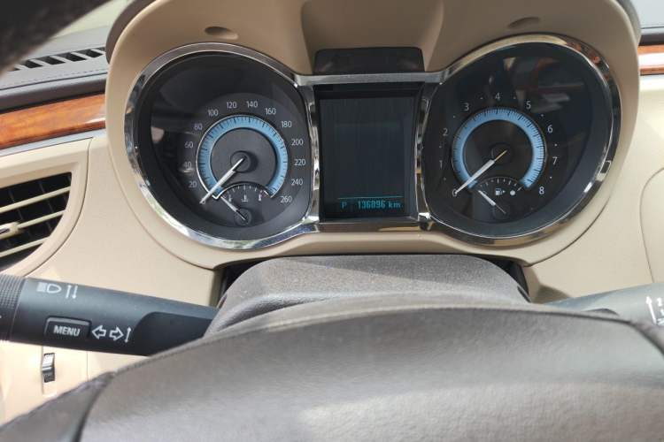 Used Buick LaCrosse 2012 2.4L SIDI Elegant Edition Odometer Close Up