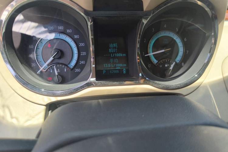 Used Buick LaCrosse 2012 2.4L SIDI Haoya Edition Odometer Close Up