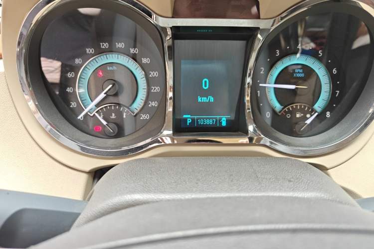 Used Buick LaCrosse 2012 2.4L SIDI Comfort Edition Odometer Close Up