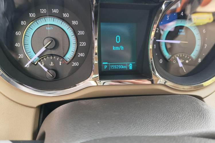 Used Buick LaCrosse 2012 2.4L SIDI Elegant Edition Odometer Close Up