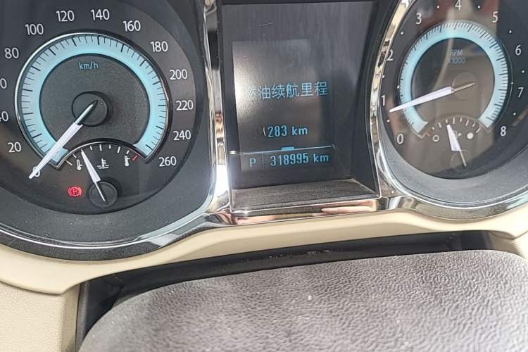 Used Buick LaCrosse 2012 2.4L SIDI Comfort Edition Odometer Close Up