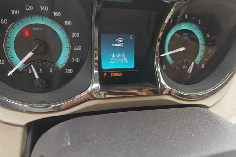 Used Buick LaCrosse 2012 2.4L SIDI Luxury Edition Odometer Close Up