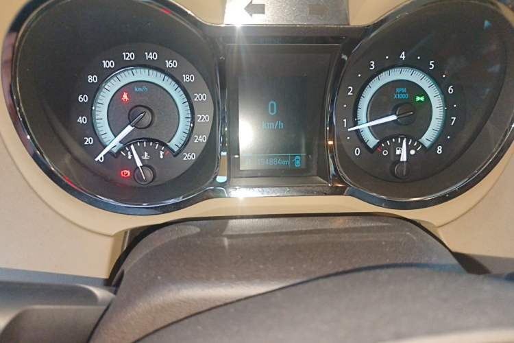 Used Buick LaCrosse 2012 2.4L SIDI Elegant Edition Odometer Close Up