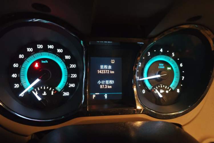 Used Buick LaCrosse 2012 2.4L SIDI Haoya Edition Odometer Close Up