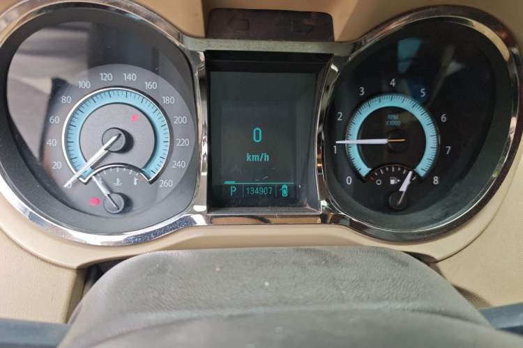 Used Buick LaCrosse 2012 2.4L SIDI Comfort Edition Odometer Close Up