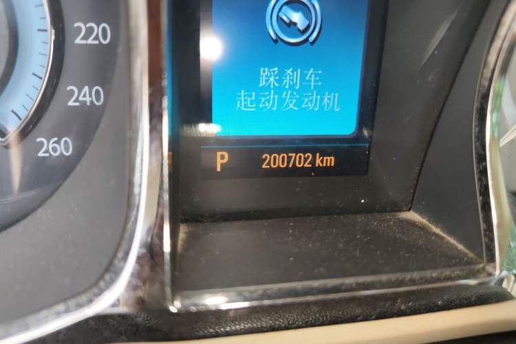 Used Buick LaCrosse 2012 2.4L SIDI Haoya Edition Odometer Close Up