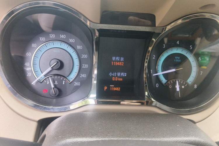 Used Buick LaCrosse 2012 2.4L SIDI Haoya Edition Odometer Close Up