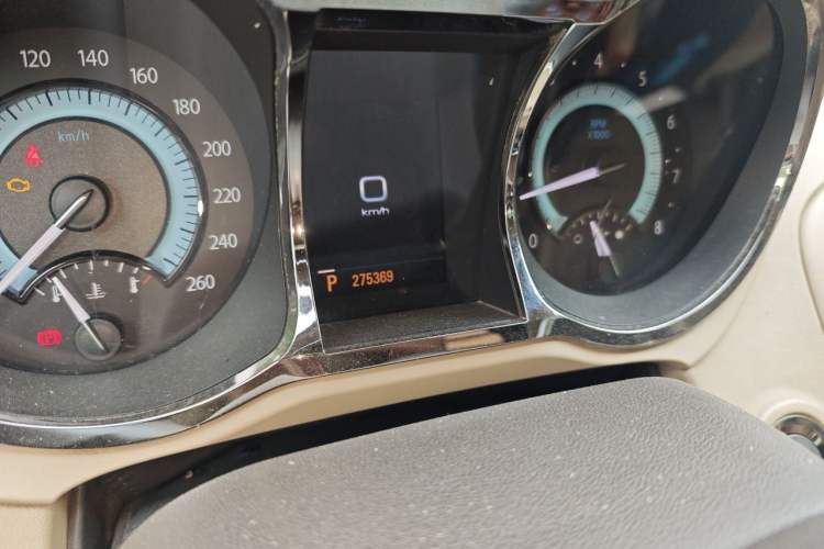 Used Buick LaCrosse 2012 2.4L SIDI Luxury Edition Odometer Close Up