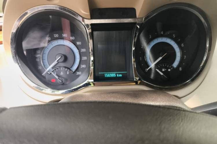 Used Buick LaCrosse 2012 2.4L SIDI Elegant Edition Odometer Close Up