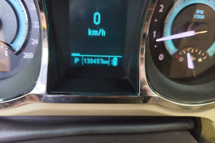 Used Buick LaCrosse 2012 2.4L SIDI Elegant Edition Odometer Close Up