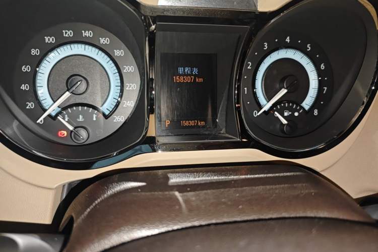 Used Buick LaCrosse 2012 2.4L SIDI Haoya Edition Odometer Close Up