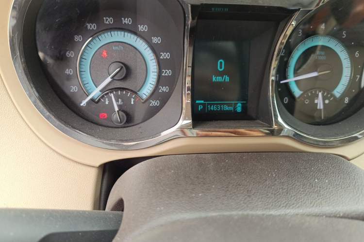 Used Buick LaCrosse 2012 2.4L SIDI Luxury Edition Odometer Close Up