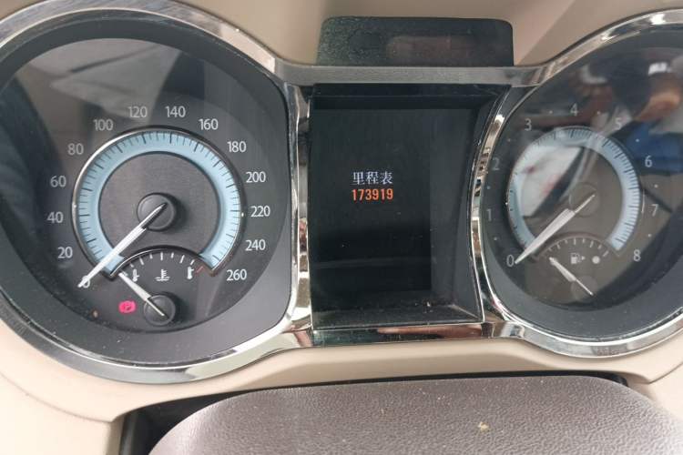 Used Buick LaCrosse 2012 2.4L SIDI Haoya Edition Odometer Close Up