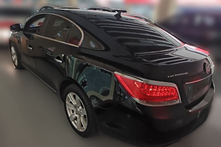 Used Buick LaCrosse 2012 2.4L SIDI Luxury Edition Rear Left 45 Deg
